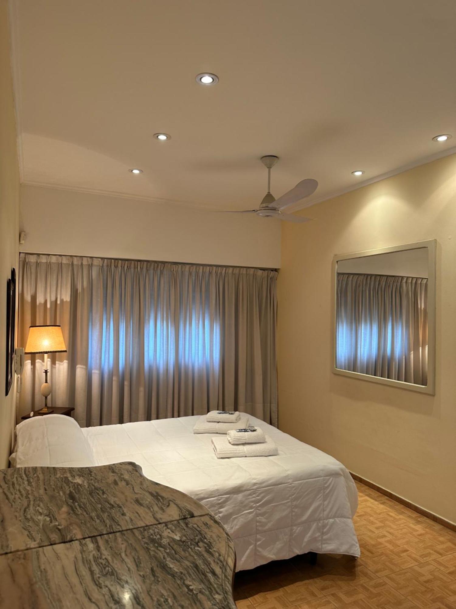 Lpr Express Eze Airport Hotell Monte Grande Exteriör bild